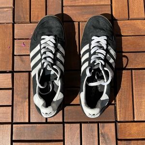 Adidas (Men Shoes Size 9)